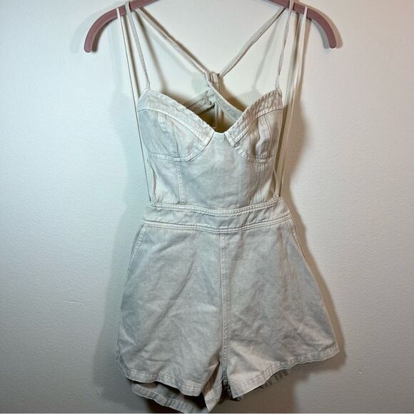 Mustard Seed Women’s Open Back Denim Romper Cream Small NWT - Picture 2 of 13